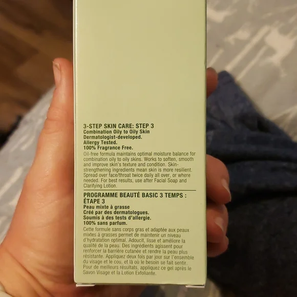 Clinique dramatically different moisturizing gel 125ml - Picture 2 of 4